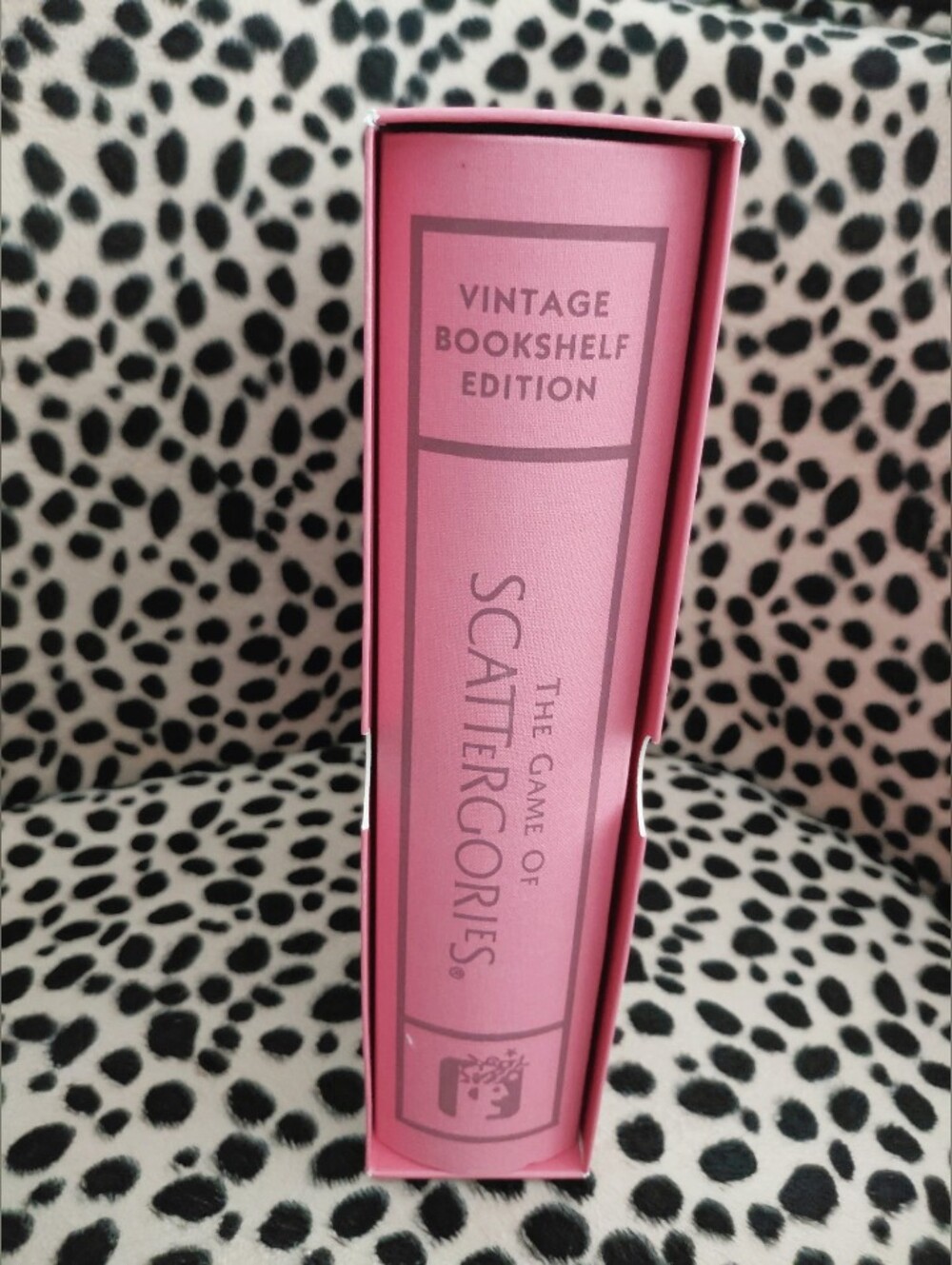 Scatergories Vintage Bookshelf Edition - Pink